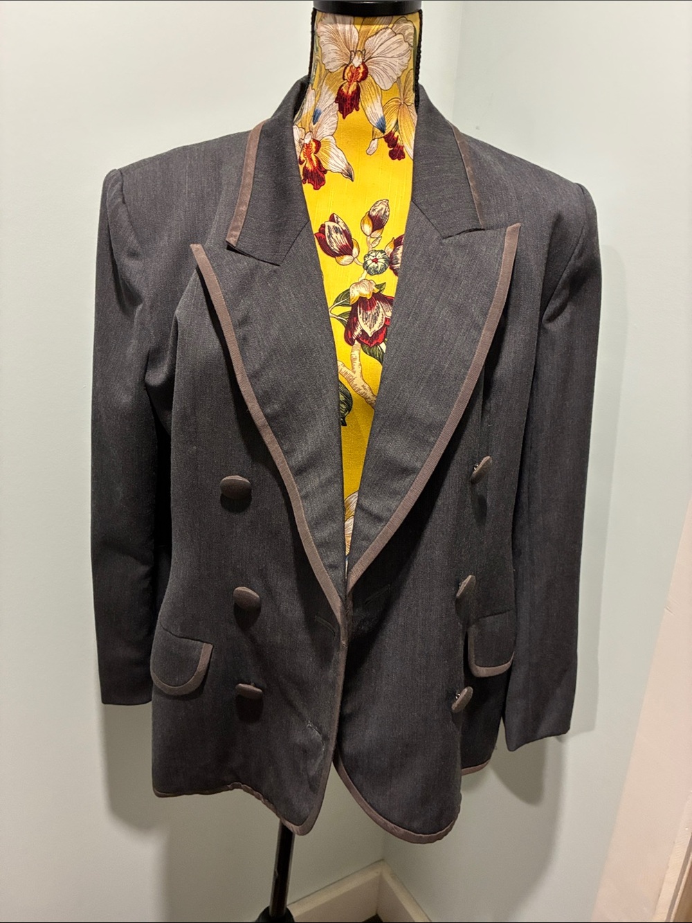 Vintage Dior Women's Double-Breasted Gray Blazer with Taupe Trim Size 14